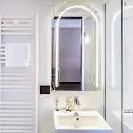 Western Bretagne Montparnasse Hotel