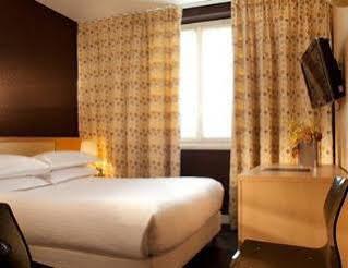 Hotel Western Bretagne Montparnasse Parigi